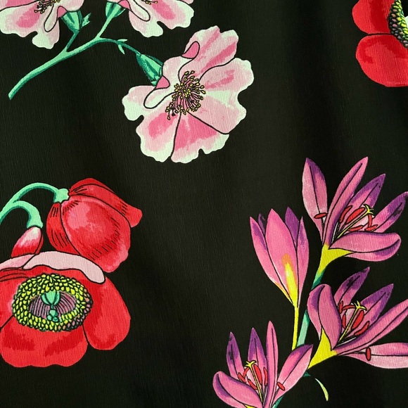 Ann Taylor Short Sleeve Top Size XS - Picture 5 of 8